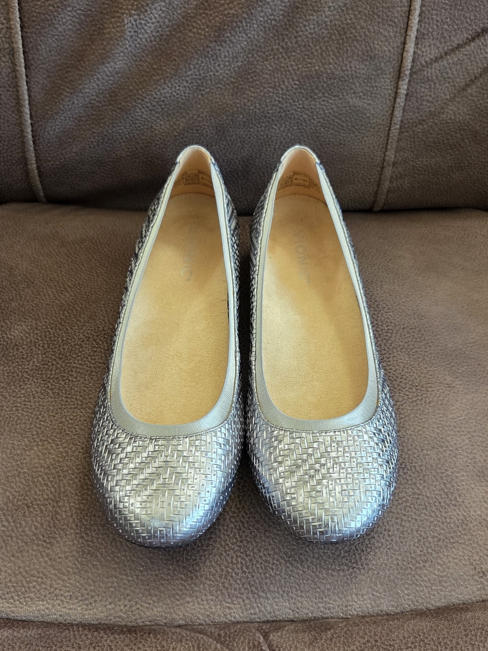 Vionic Anita Metallic Woven Silver Ballet Flats 9.5